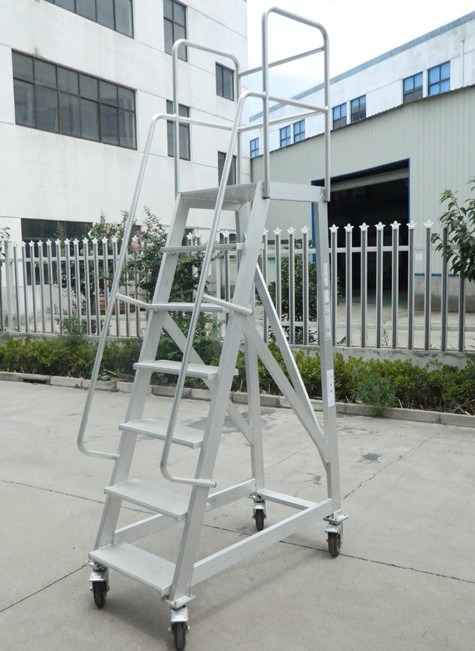 下盤要穩，升的才安心“鋁合金梯子”