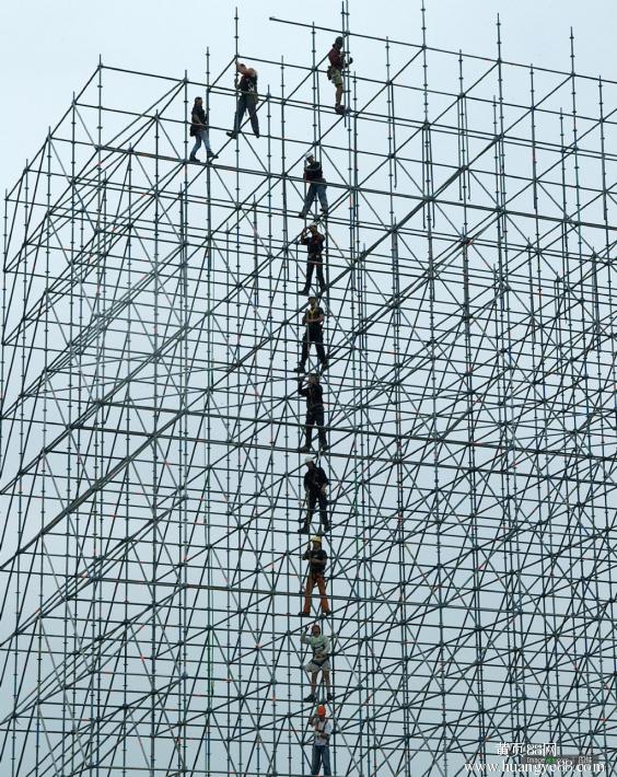 鋼管腳手架的架構有哪些質量要求？
